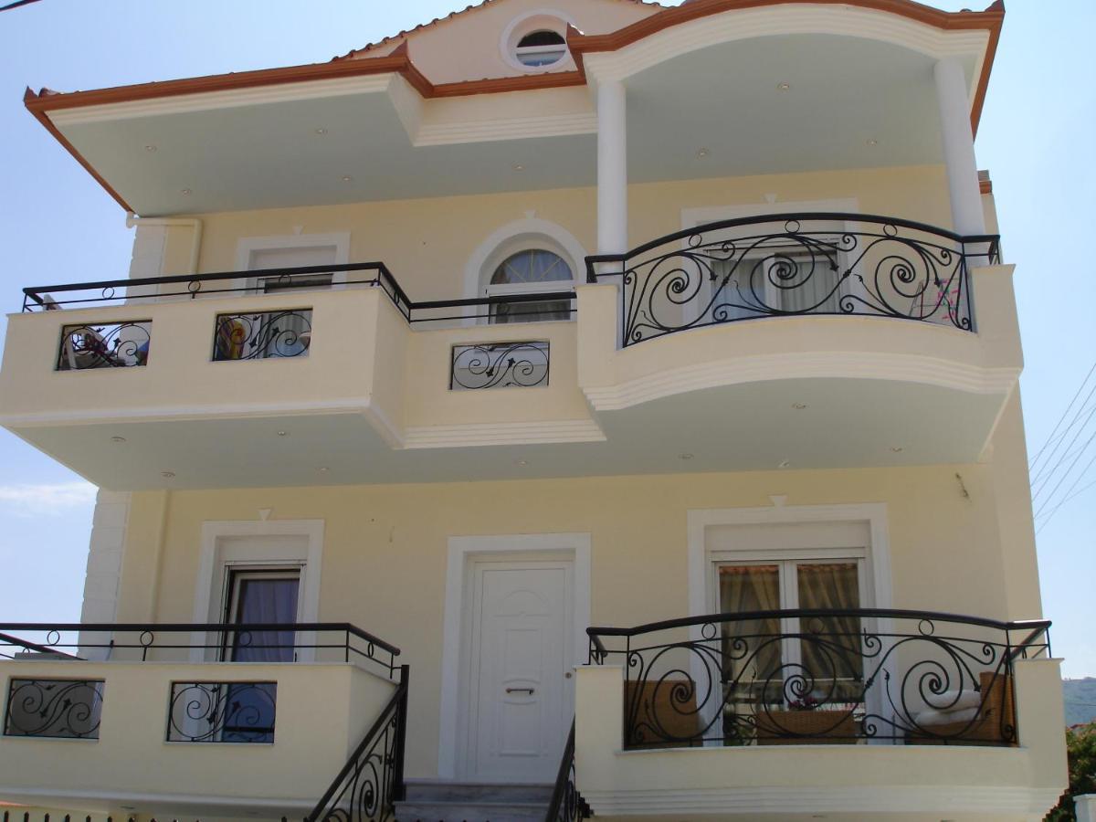Prime Luxury Villa Beach Front Βρασνά Εξωτερικό φωτογραφία