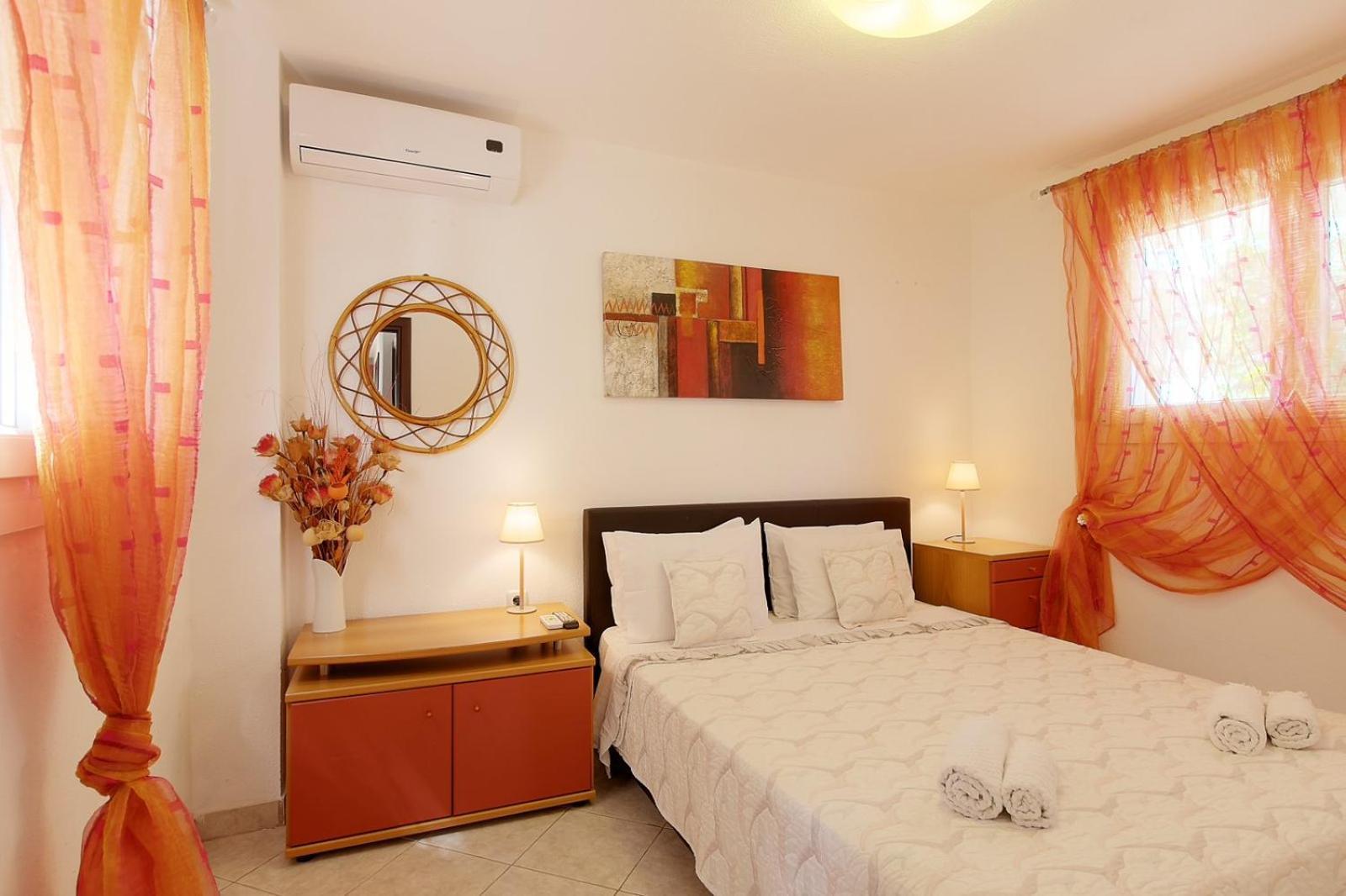 Prime Luxury Villa Beach Front Βρασνά Εξωτερικό φωτογραφία