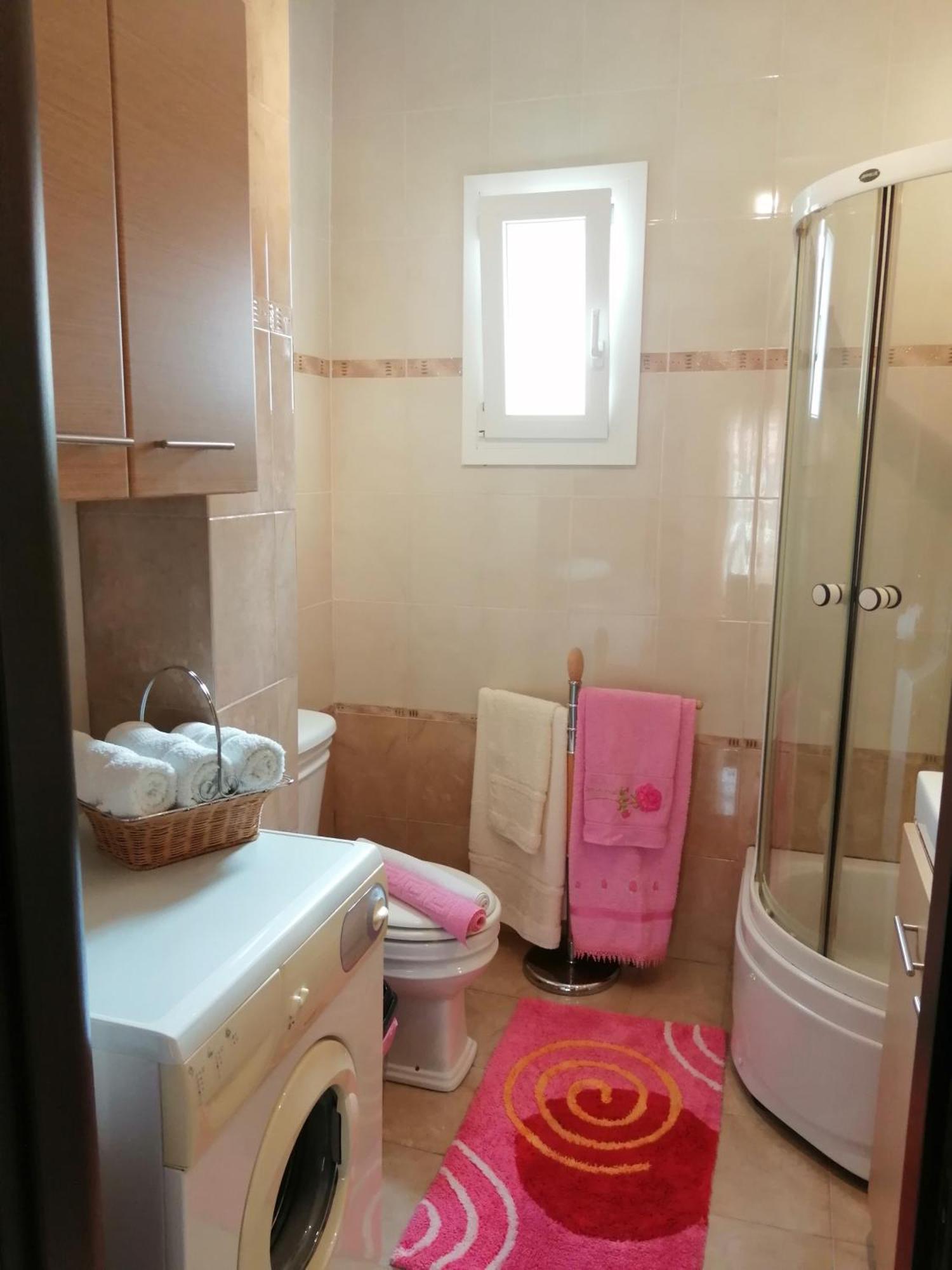 Prime Luxury Villa Beach Front Βρασνά Εξωτερικό φωτογραφία