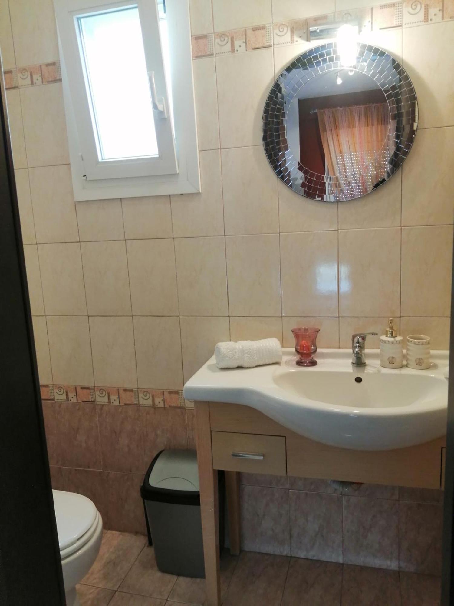 Prime Luxury Villa Beach Front Βρασνά Εξωτερικό φωτογραφία